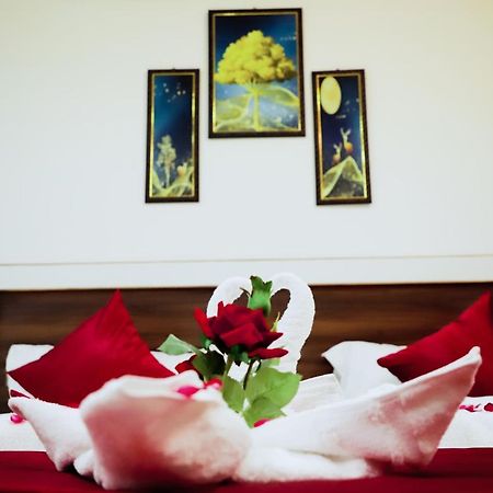 Hotel Srp Рішикеш Екстер'єр фото